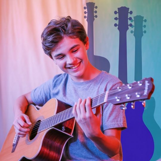 05 февраля 2026 — Подарочный сертификат на курс гитары
«Брайт» предложил подарочный сертификат на курс гитары к праздникам. В него входят 36 занятий с педагогом, гитара в подарочной упаковке и выступление на итоговом концерте.