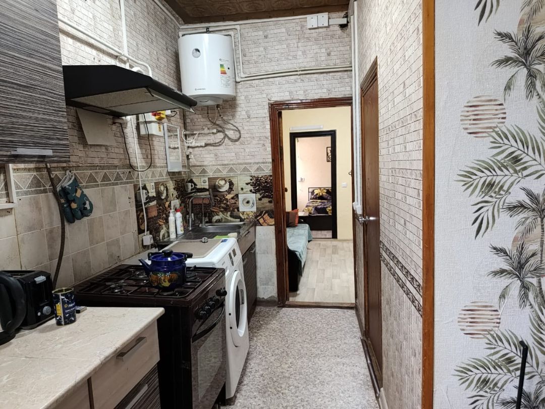 Посуточно арендуемая квартира на Красных Зорях 142 в Ростове-на-Дону