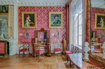 Экскурсия в Кусково