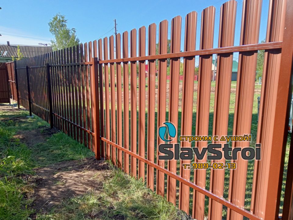 Заборы, ворота, калитки - ограждения из штакетника с установкой под ключ в Самаре и Самарской области - тел. 989-02-13