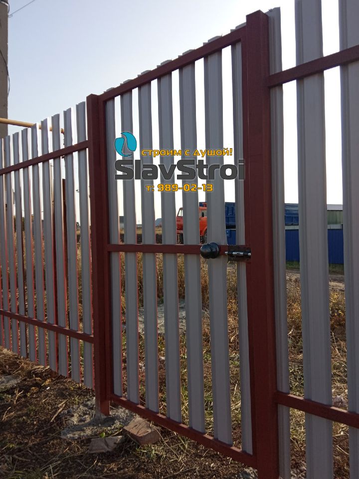 Заборы, ворота, калитки - ограждения из профнастила с установкой под ключ в Самаре и Самарской области - тел. 989-02-13