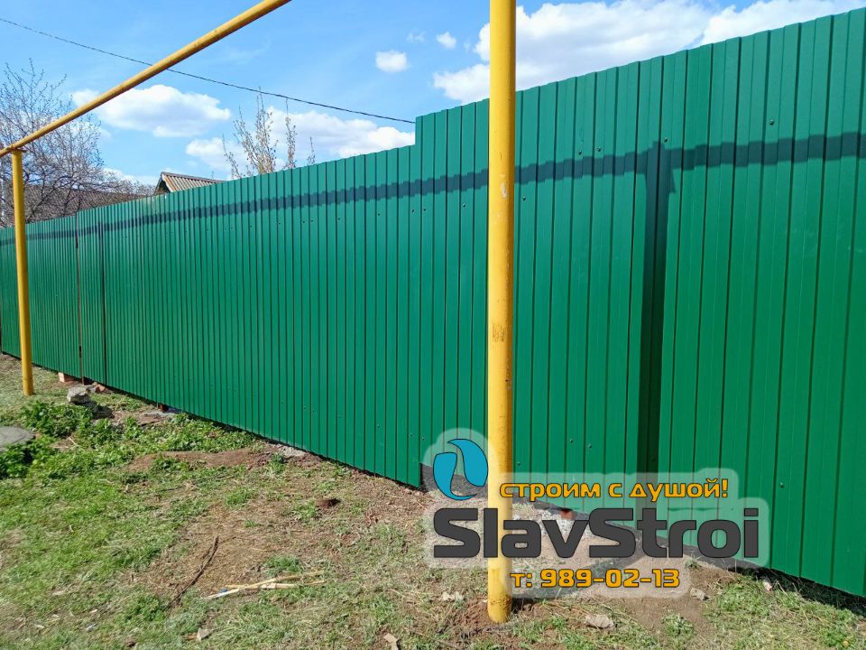 Заборы, ворота, калитки - ограждения из профнастила с установкой под ключ в Самаре и Самарской области - тел. 989-02-13