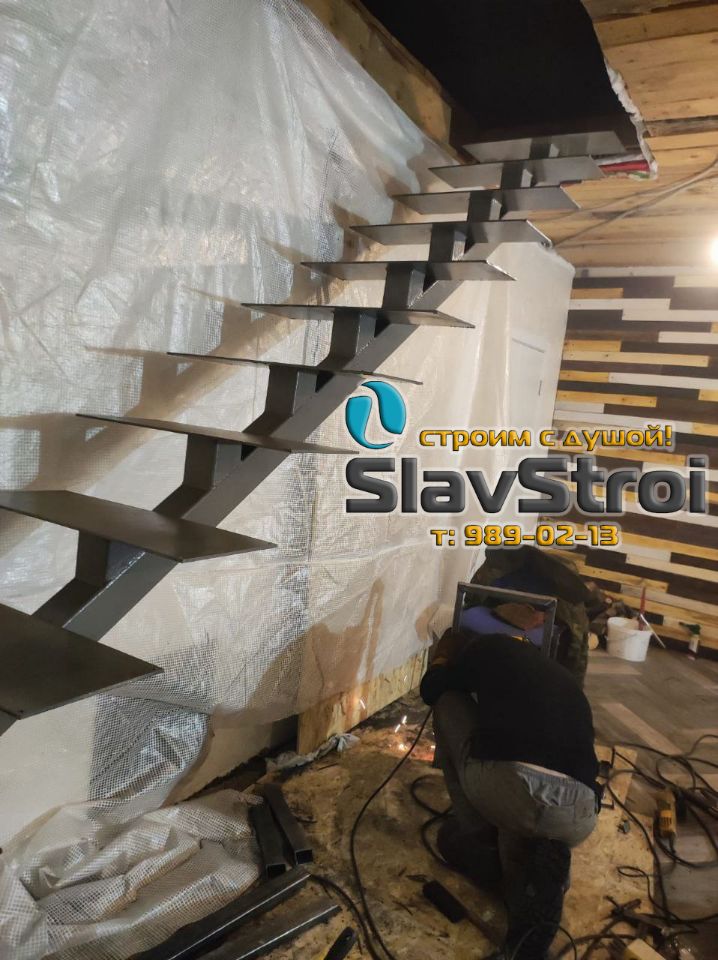 Изготовление и монтаж лестниц на металлокаркасе под ключ в Самаре и Самарской области - тел. 989-02-13