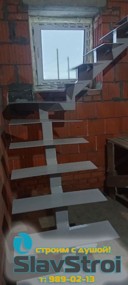 Изготовление и монтаж лестниц на металлокаркасе под ключ в Самаре и Самарской области - тел. 989-02-13