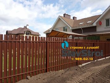 Заборы, ворота, калитки - ограждения из штакетника с установкой под ключ в Самаре и Самарской области - тел. 989-02-13