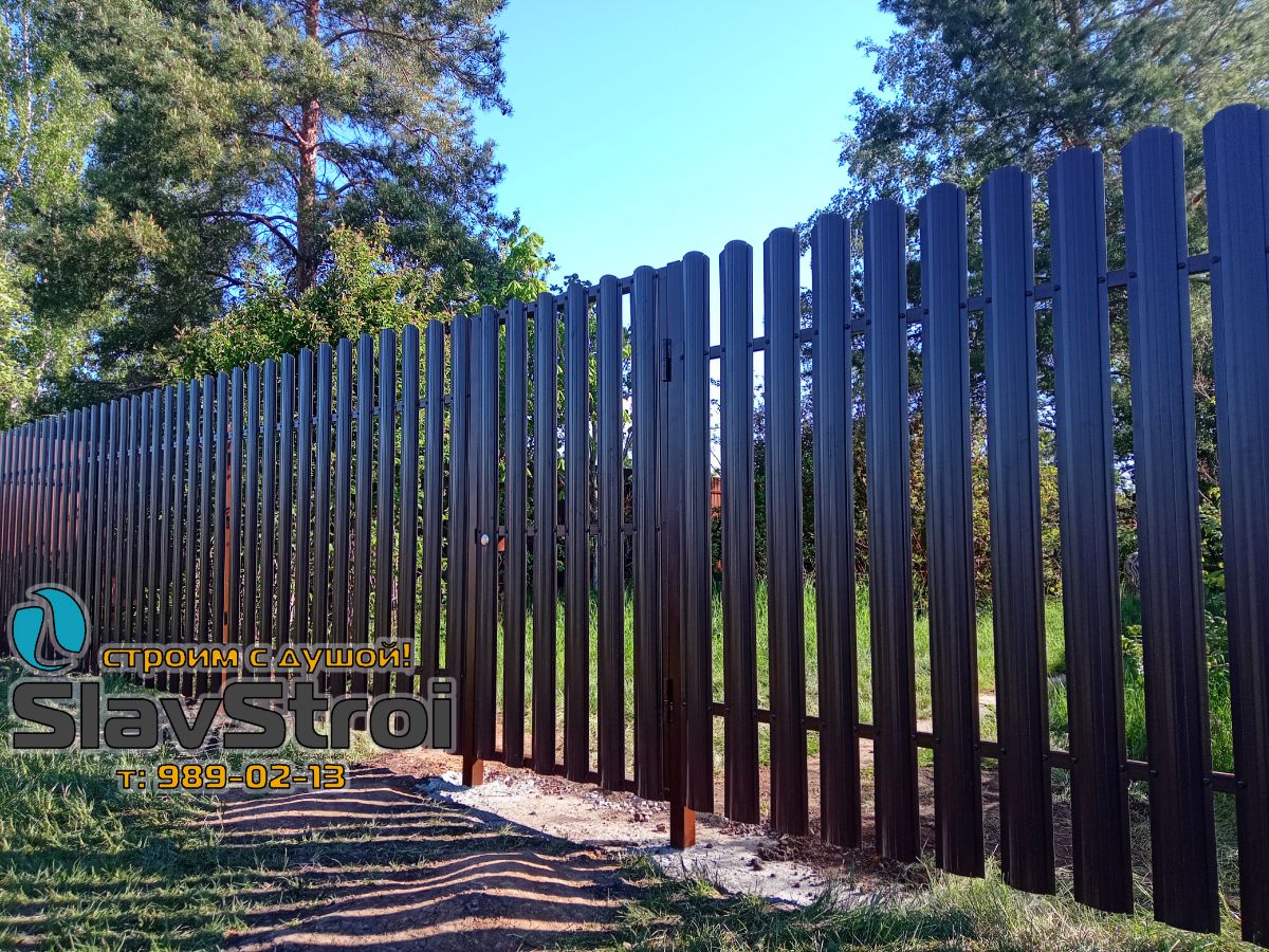 Заборы, ворота, калитки - ограждения из штакетника с установкой под ключ в Самаре и Самарской области - тел. 989-02-13