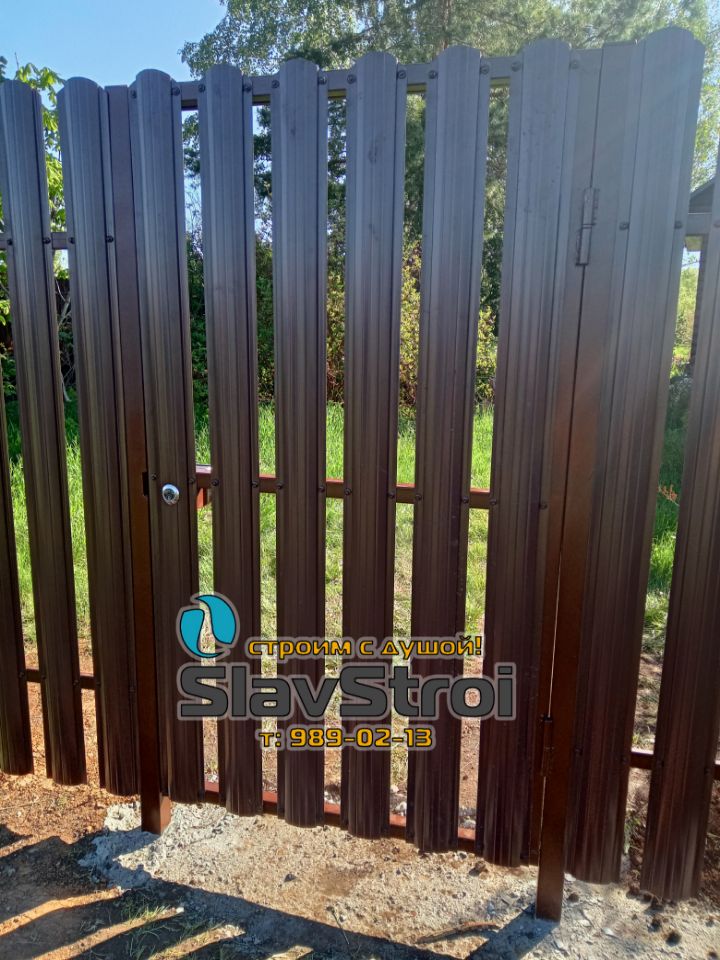 Заборы, ворота, калитки - ограждения из профнастила с установкой под ключ в Самаре и Самарской области - тел. 989-02-13