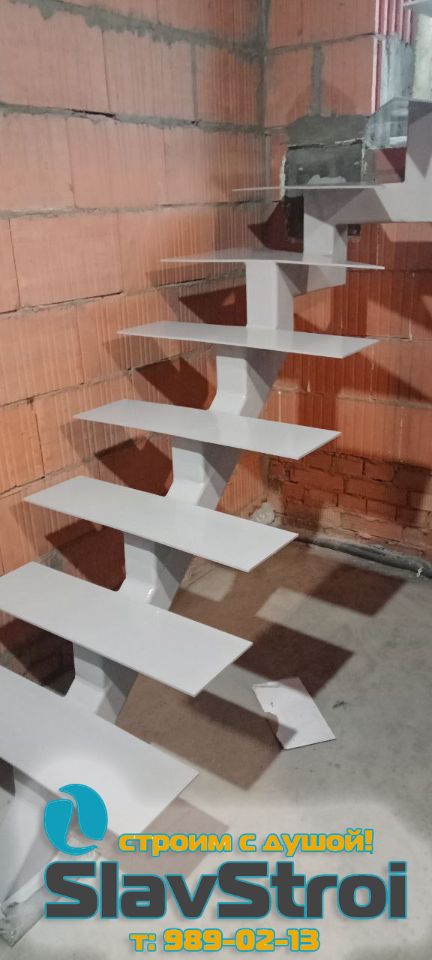 Изготовление и монтаж лестниц на металлокаркасе под ключ в Самаре и Самарской области - тел. 989-02-13
