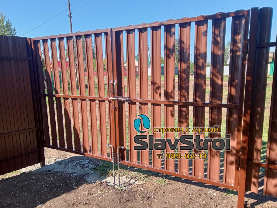 Заборы, ворота, калитки - ограждения из профнастила с установкой под ключ в Самаре и Самарской области - тел. 989-02-13