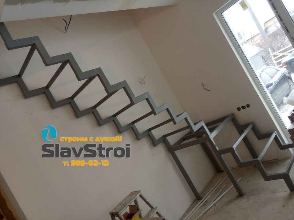 Изготовление и монтаж лестниц на металлокаркасе под ключ в Самаре и Самарской области - тел. 989-02-13