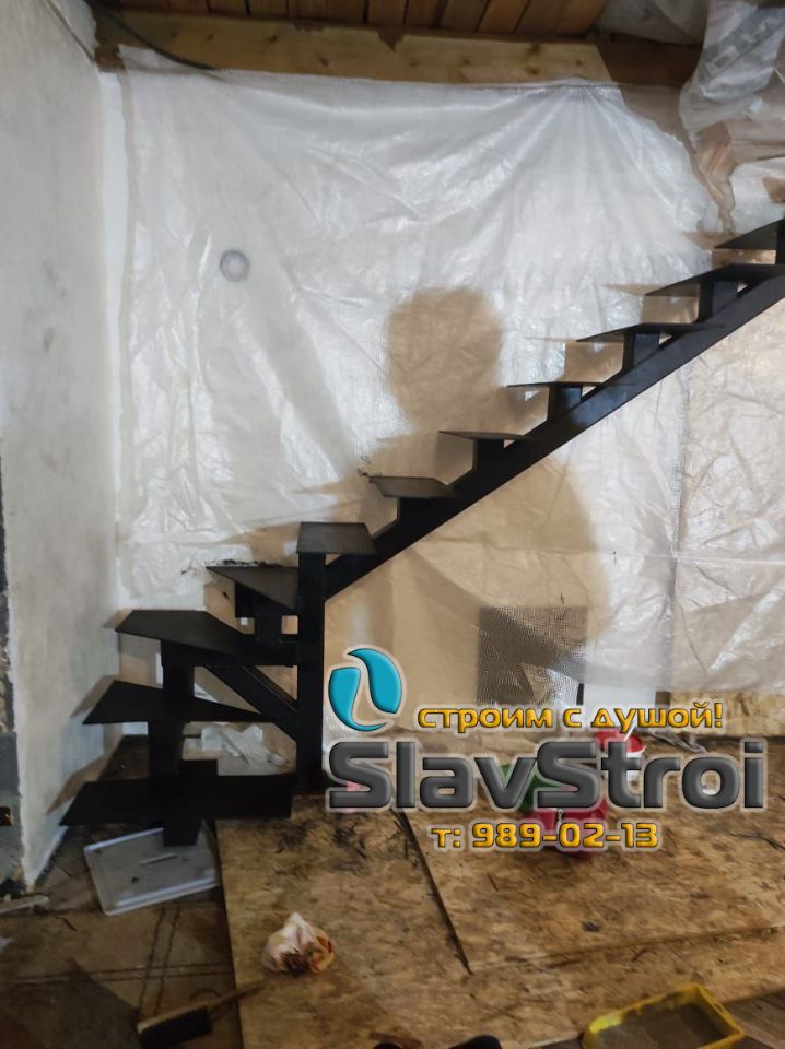 Изготовление и монтаж лестниц на металлокаркасе под ключ в Самаре и Самарской области - тел. 989-02-13