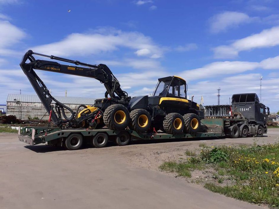 Фура с грузом