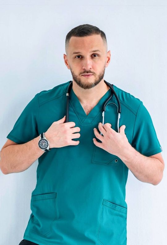 Пластический хирург Брантов Асхад Галимович