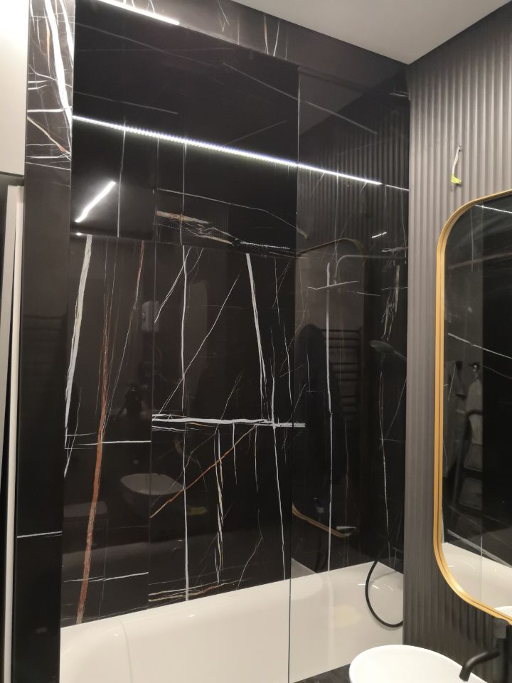 Стеклянная перегородка