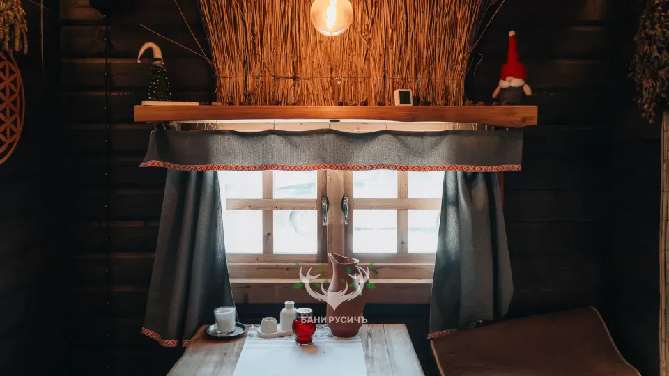 Фото готовой бани - комната отдыха