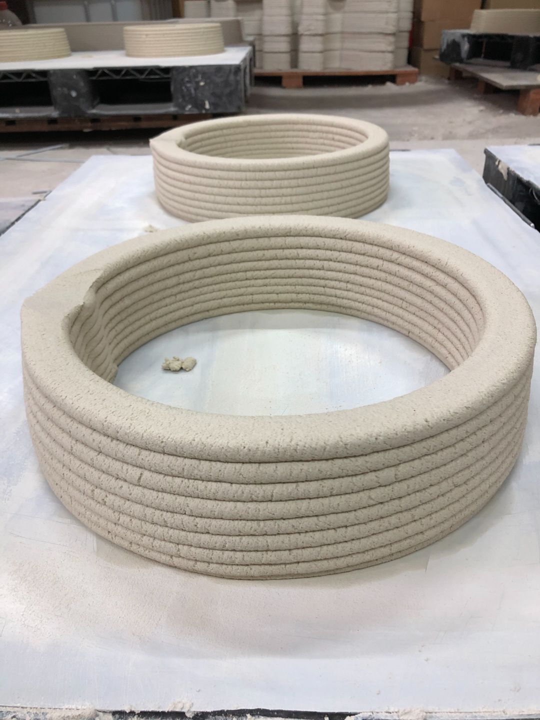 Элемент наборного вазона. Цветная 3д печать бетоном. Белый. ОСНОВАНИЕ