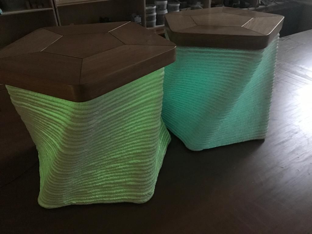 Столик кофейный. 3д печать бетоном. Светящийся в темноте бетон.