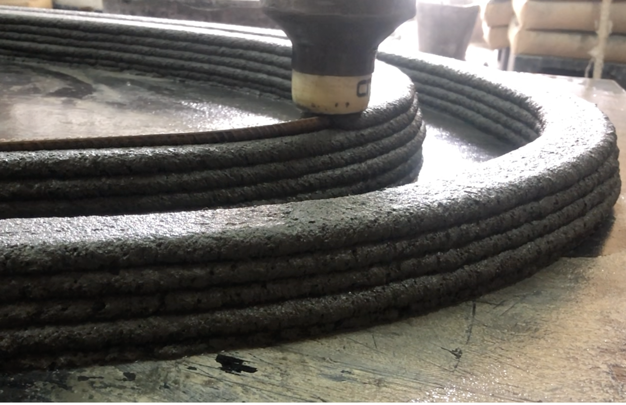 Армирование металлическим прутом (д 8 мм) в процессе строительной 3д печати. ОСНОВАНИЕ. 3д печать бетоном