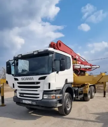 Автобетононасос компании ГРАНД БЕТОН