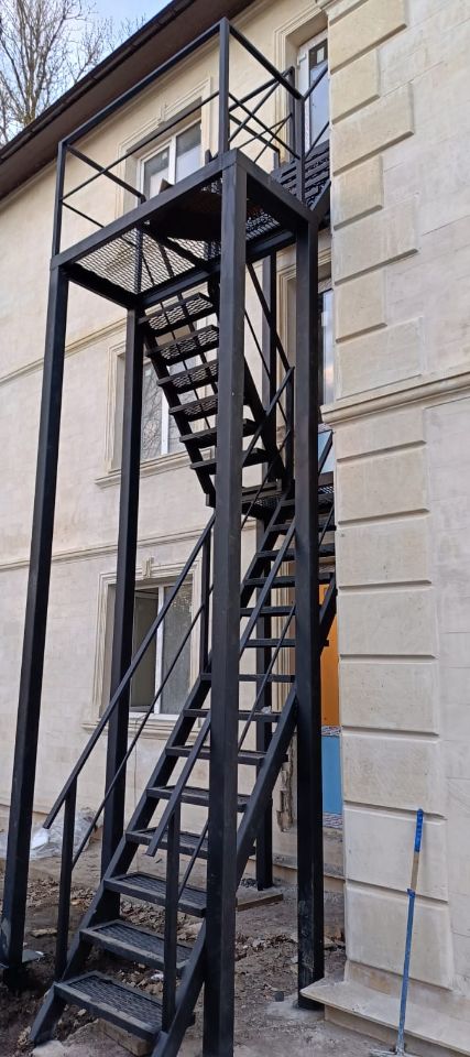 Лестница пожарная