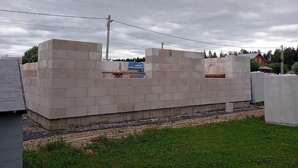 Строим дом из газобетона