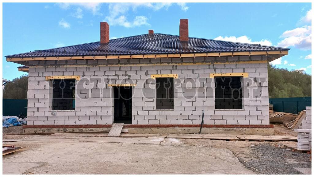 Фото построенного нашей бригадой строителей дома из газоблока в Ступино