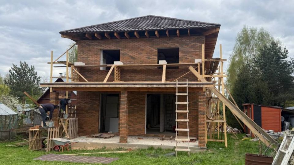 Строим дом из газобетона с облицовкой