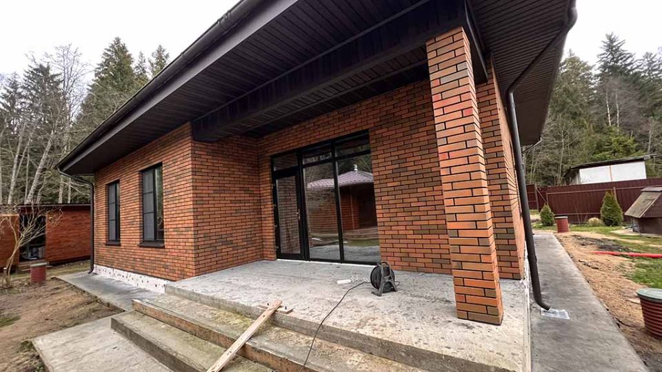 🔥Превращение просто красивого дома в шедевр современного зодчества😁 В Волоколамске Заказчик вставил окна и двери👍
Le bombique (как сказали бы французы)🔥🔥🔥 