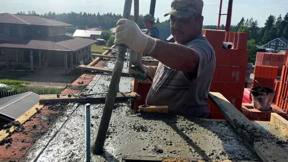Заливаем армопояс
