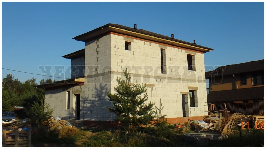 Фото построенного нашей бригадой строителей дома из газоблока в Щелково