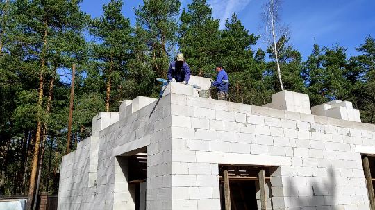 Кладка газоблока второго этажа