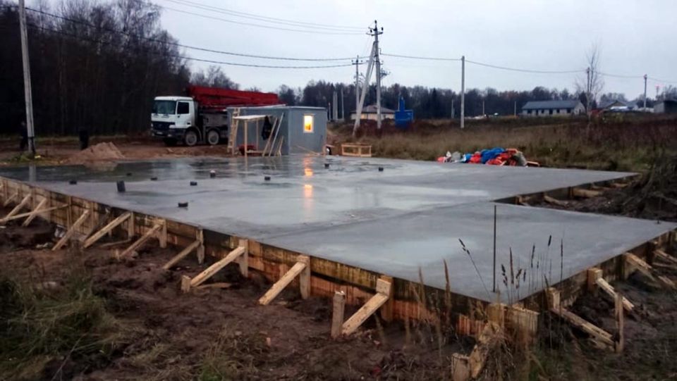 Фундамент готов!!!