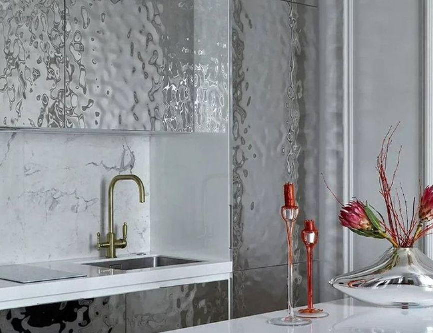 применение декоративной нержавеющей стали аквастил