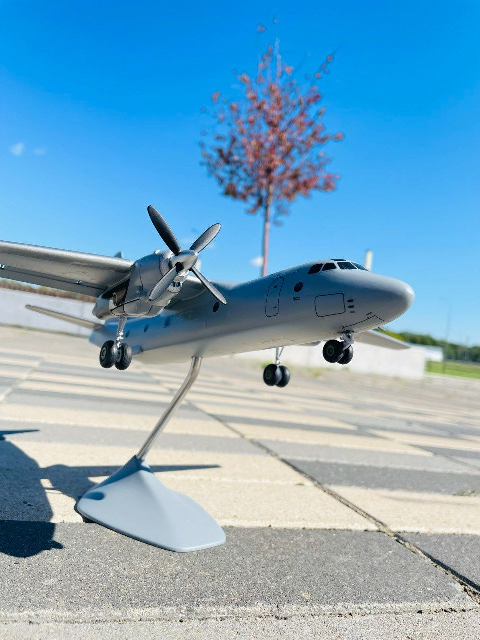 Модель самолета АН-26 1:72