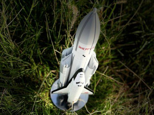 Модель ракеты-носителя Энергия-Буран