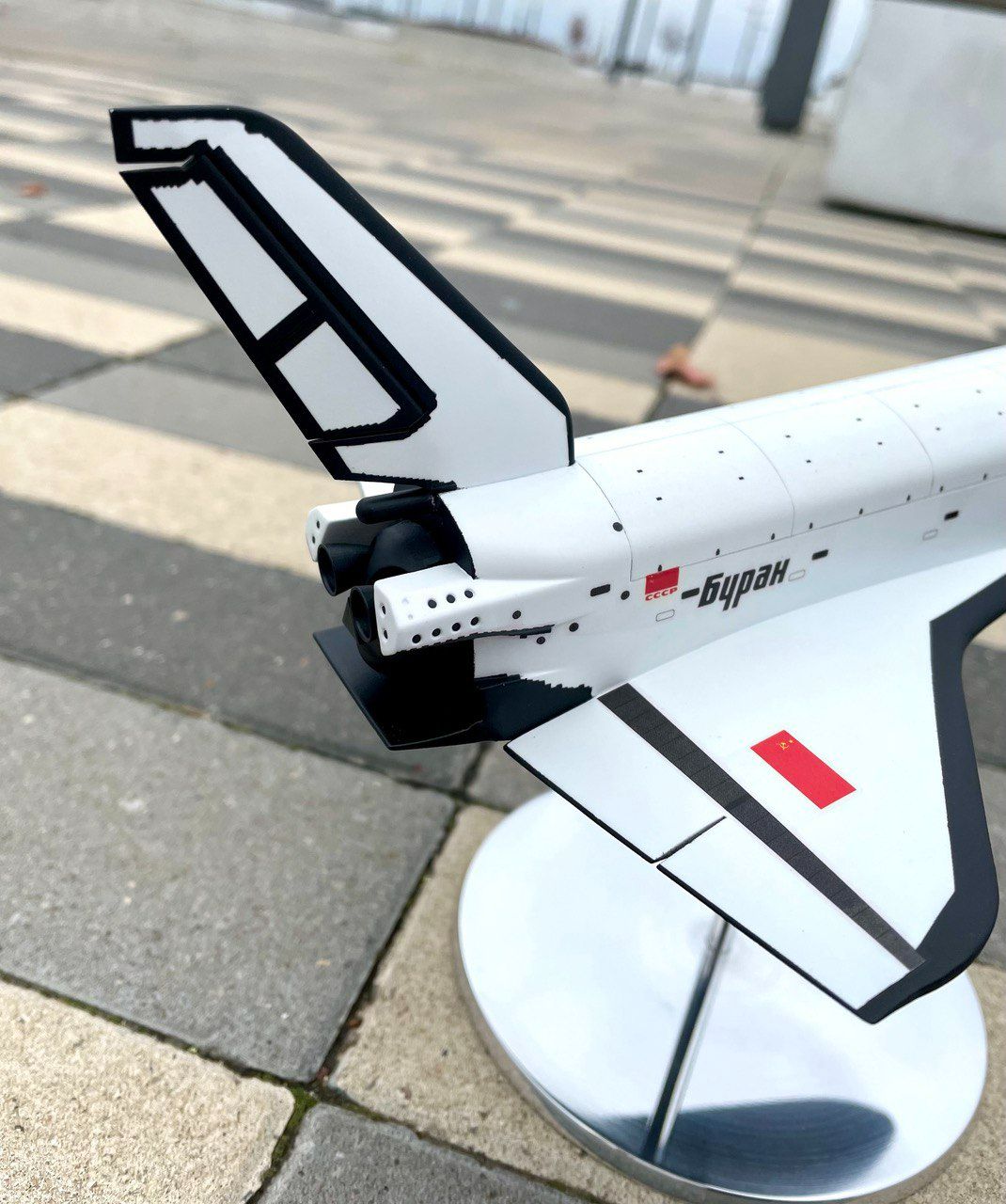 Модель космического корабля "Буран" 1:144