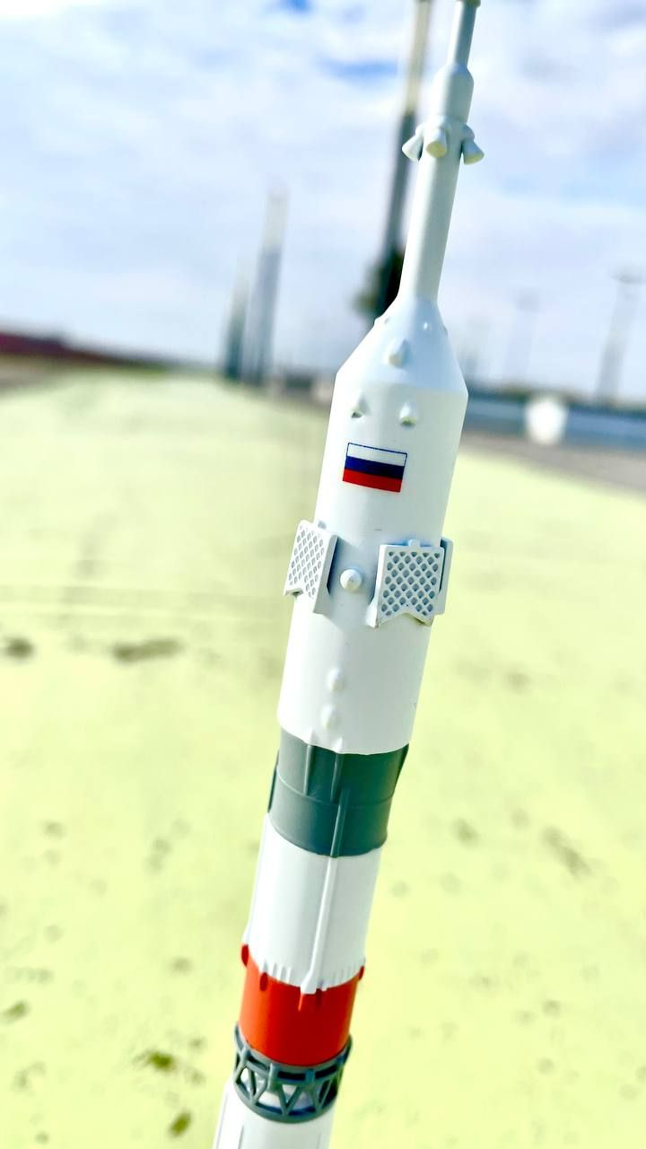 Модель ракеты-носителя "Союз" 1:200