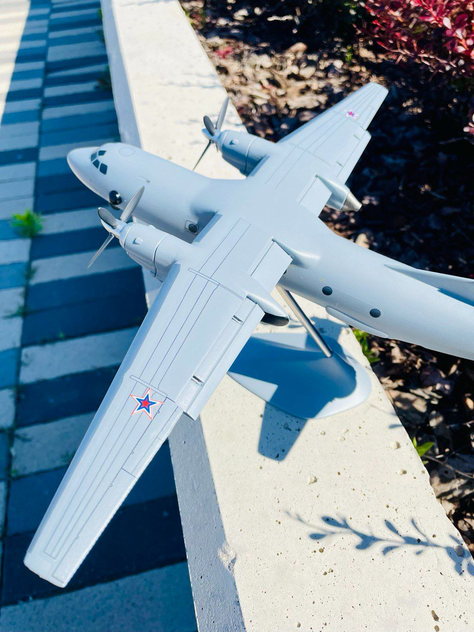 Модель самолета АН-26 1:72