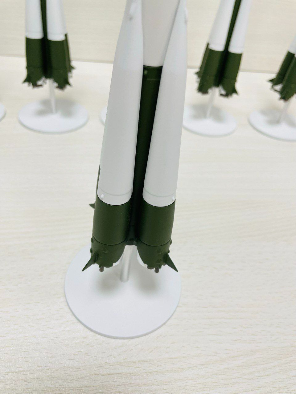 Модель ракеты-носителя "Восток" 1:144