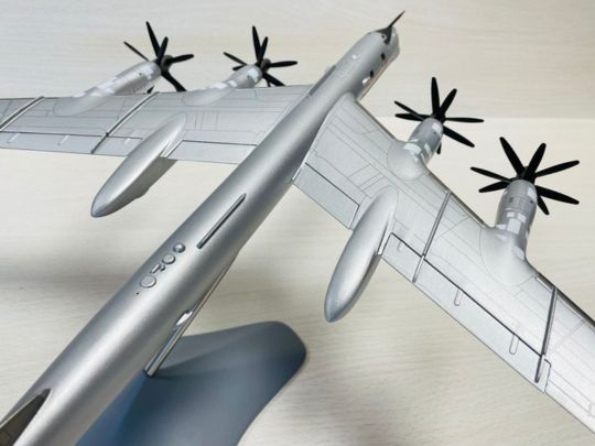 купить модель самолета ту-95