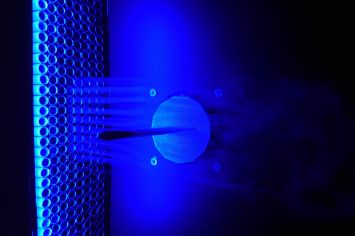 Учебный стенд "Визуализация потоков в газовой среде"