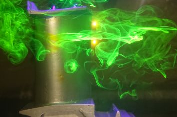 Учебный стенд "Визуализация потоков в жидкости"