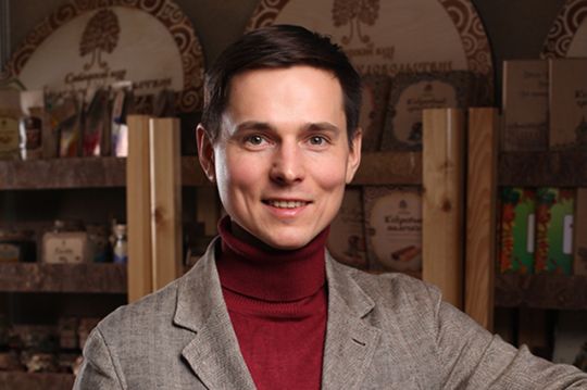 Бизнесмен из Сибири основал «ореховую империю»: теперь кедровыми сладостями лакомятся в Дубае и Кремле