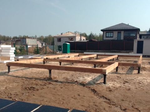 Обвязка свайного фундамента брусом