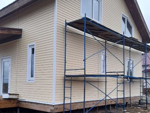 Дом 2 этажа с фасадной отделкой