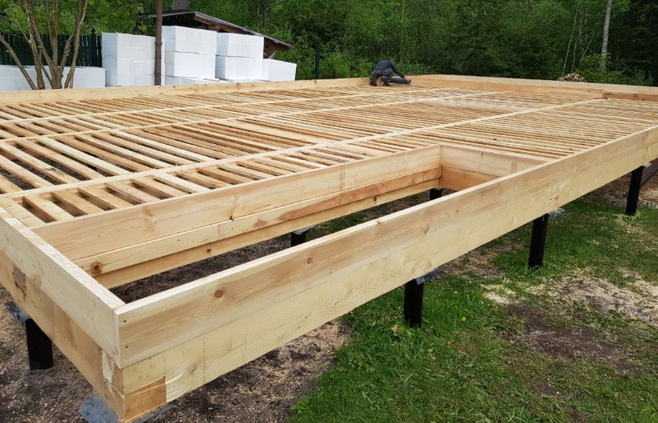 Свайный фундамент обвязка брусом