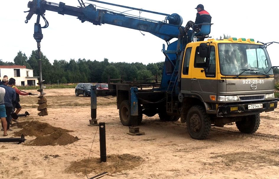 Монтаж фундамента в каркасном доме