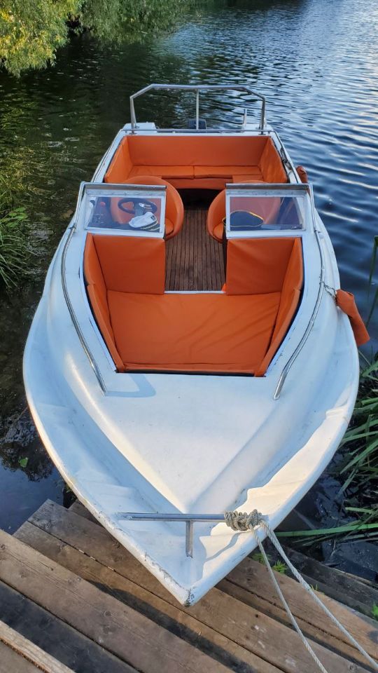 Катер в аренду в Москве