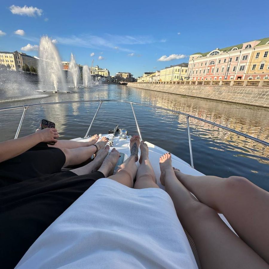 Гости аренда катера