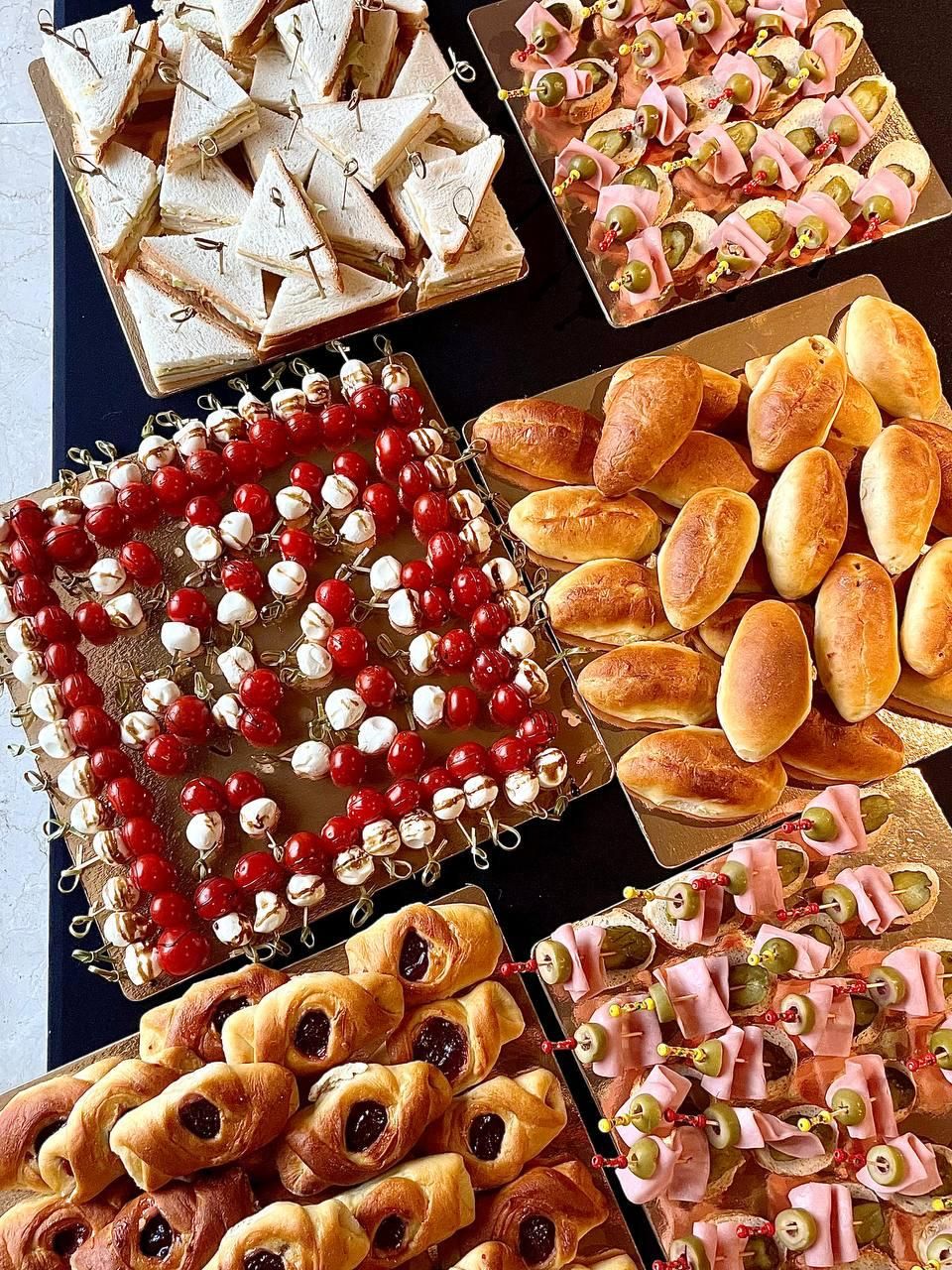 Аренда катера с капитаном в Москве кейтеринг на воде